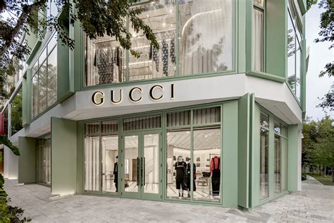 gucci miami design district store fotos|gucci mansion miami.